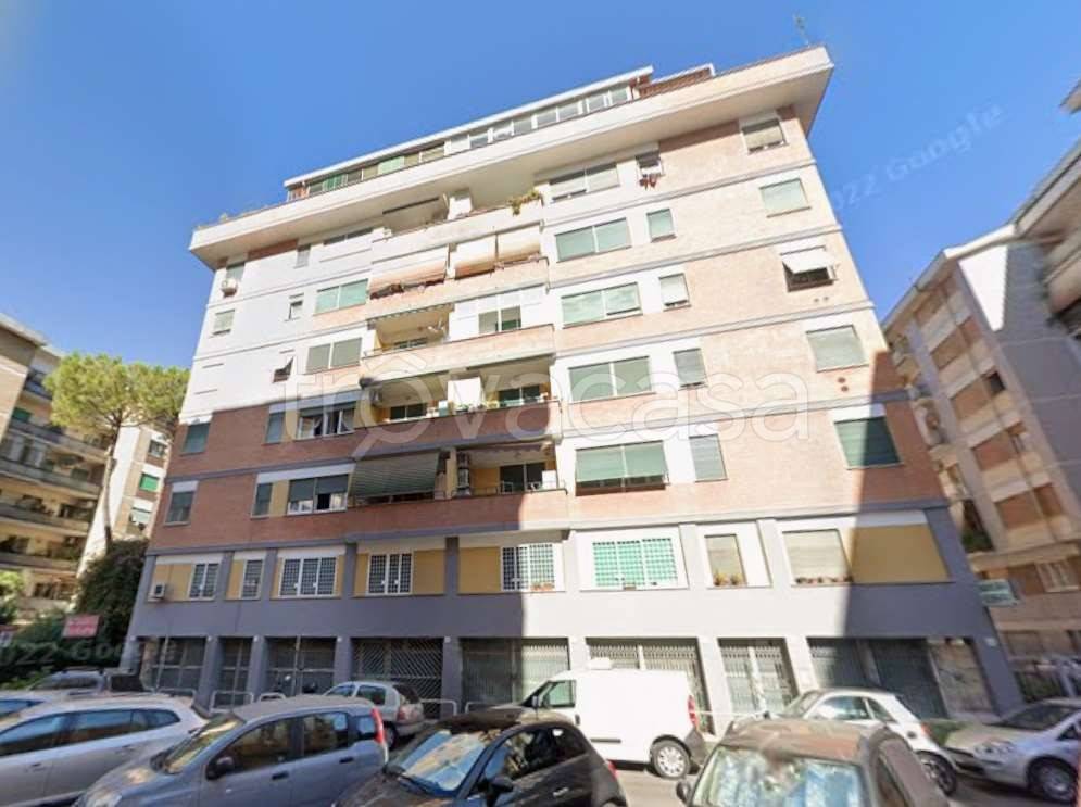 appartamento in vendita a Roma in zona Portuense