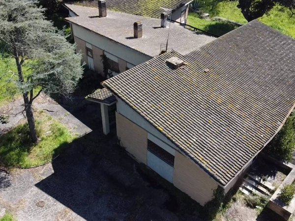 casa indipendente in vendita a Roma in zona Pantan Monastero