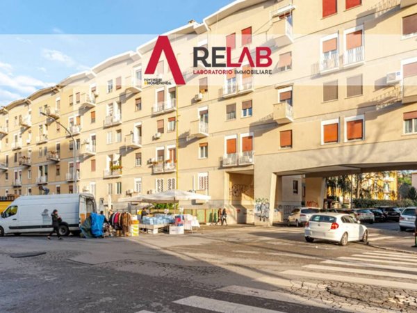 appartamento in vendita a Roma in zona Appio Claudio