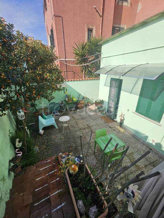 appartamento in vendita a Roma in zona Tuscolano