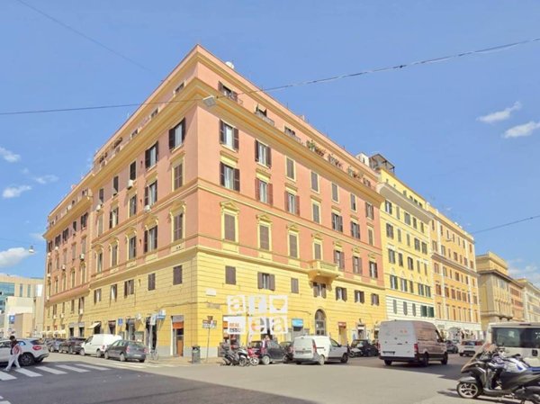 appartamento in vendita a Roma in zona Rione Prati