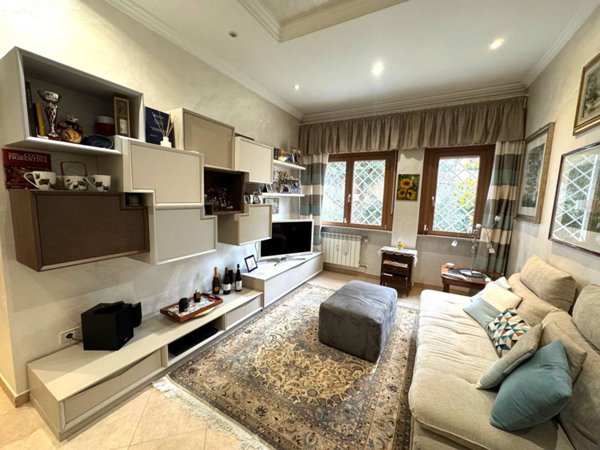 appartamento in vendita a Roma in zona Trastevere