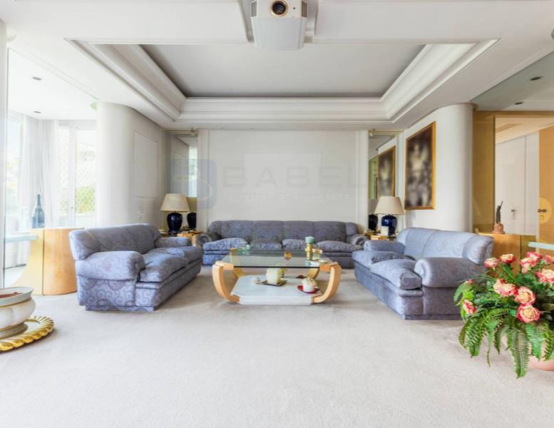 appartamento in vendita a Roma in zona Della Vittoria