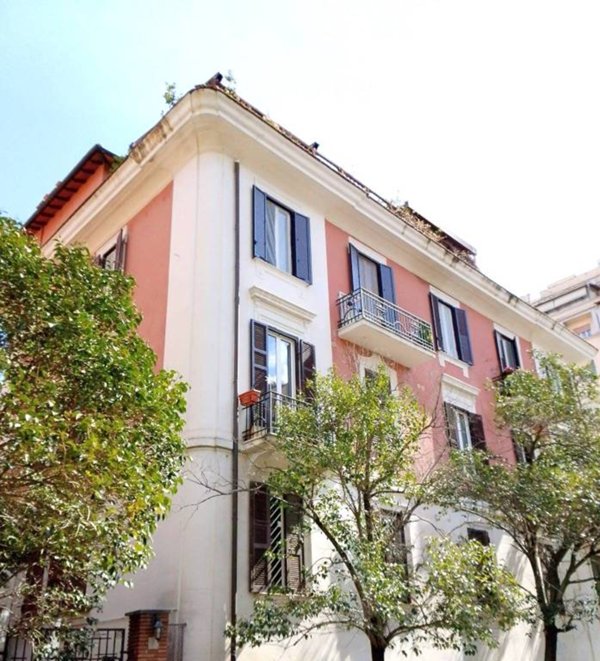 appartamento in vendita a Roma in zona Nomentano