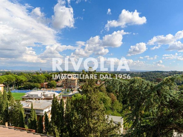 appartamento in vendita a Roma in zona Tor di Quinto