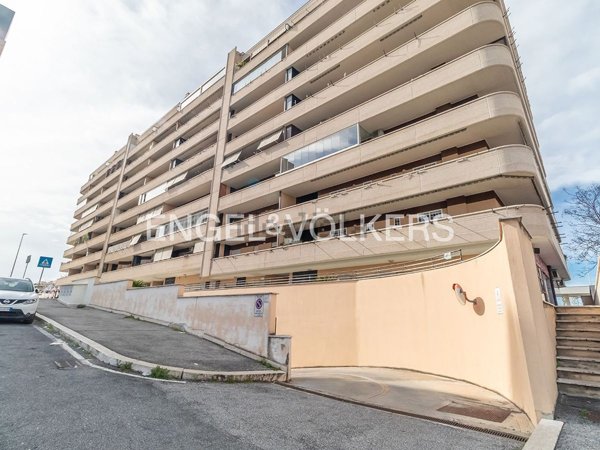 casa indipendente in vendita a Roma in zona Appio Claudio