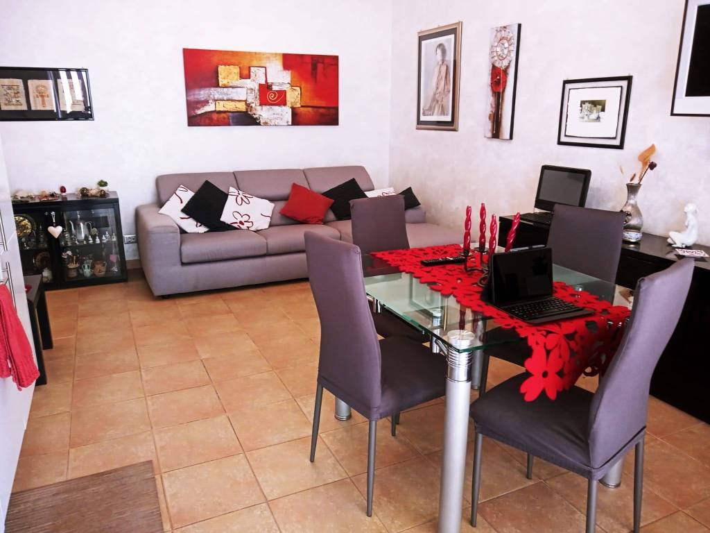 appartamento in vendita a Roma in zona Ostia