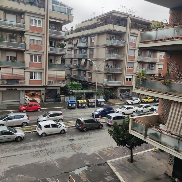 appartamento in vendita a Roma in zona Ostia