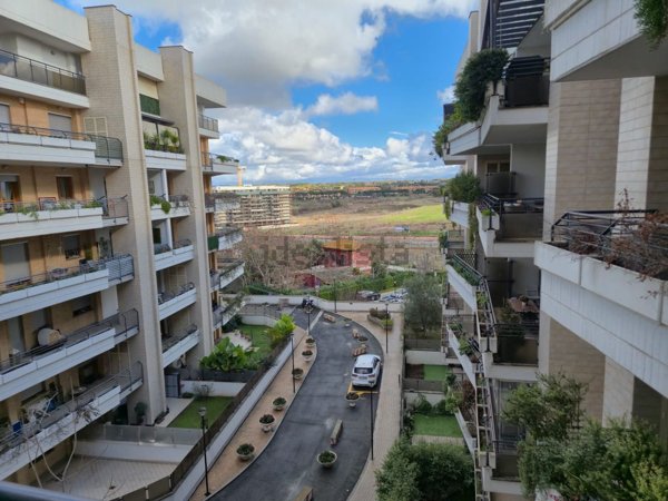 appartamento in vendita a Roma in zona Giuliano Dalmata