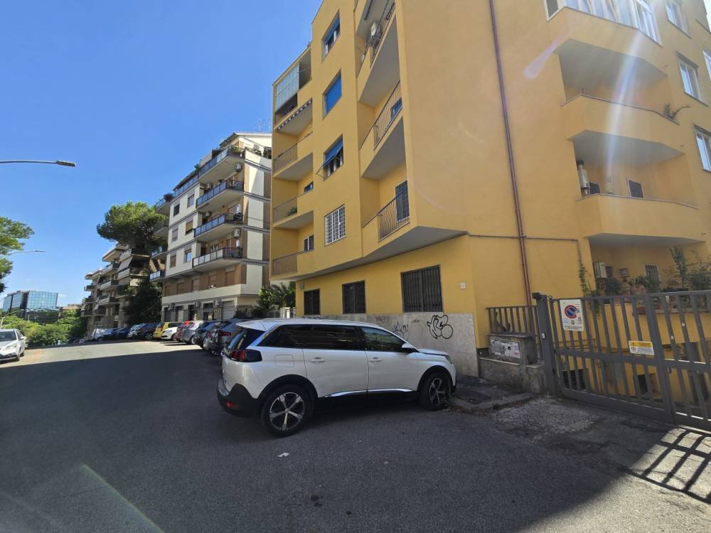 casa indipendente in vendita a Roma in zona Monte Sacro/Talenti