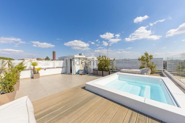 appartamento in vendita a Roma in zona Monte Sacro/Talenti