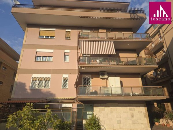 appartamento in vendita a Roma in zona Aurelio