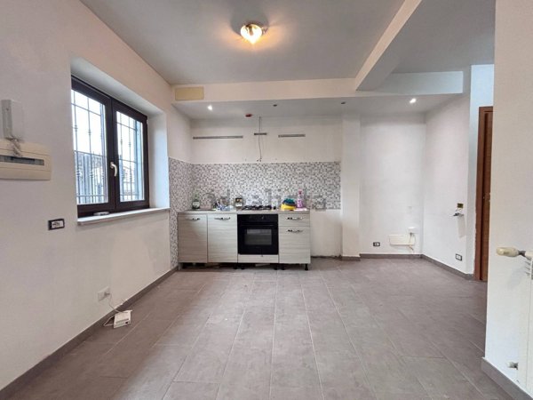 appartamento in vendita a Roma in zona Valle Muricana