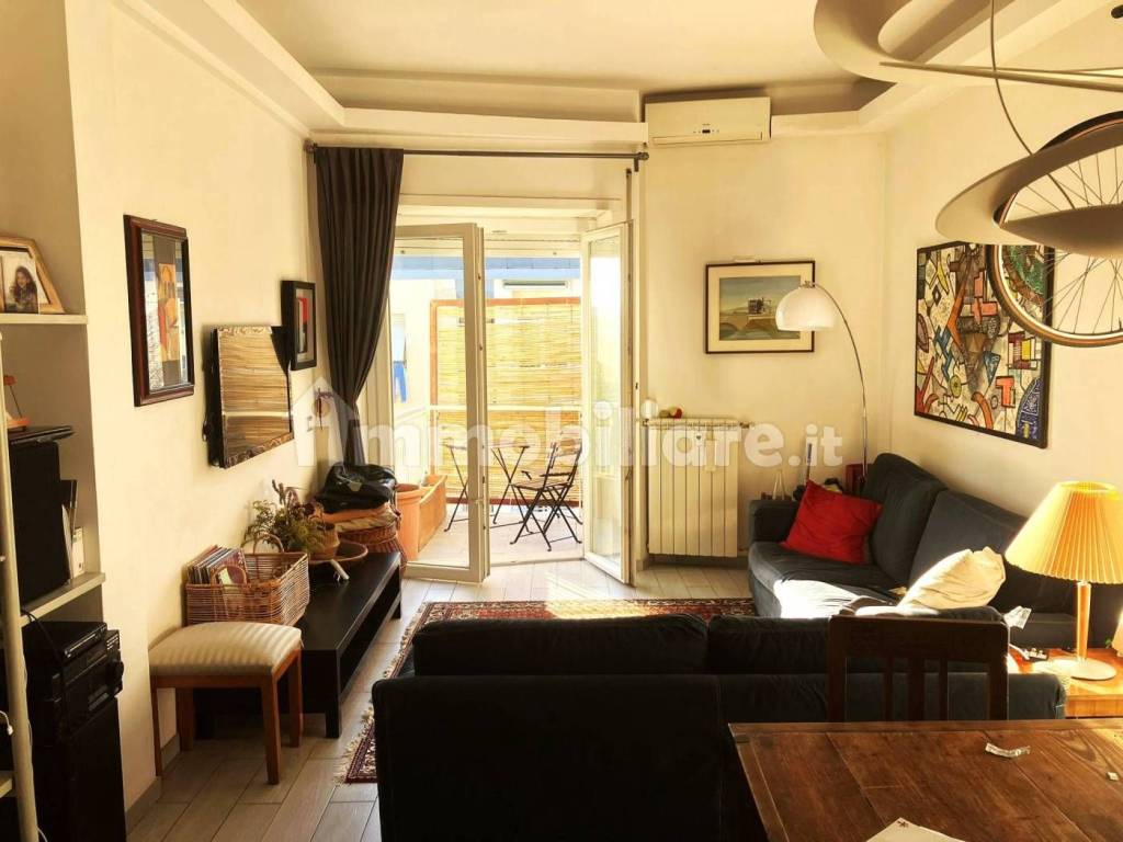 appartamento in vendita a Roma in zona Ostiense