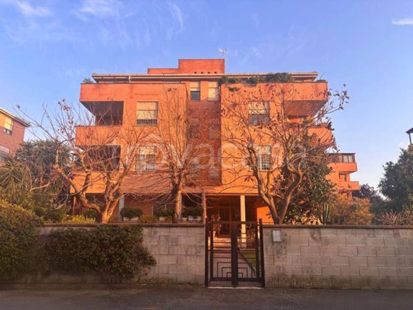 appartamento in vendita a Roma in zona Acilia