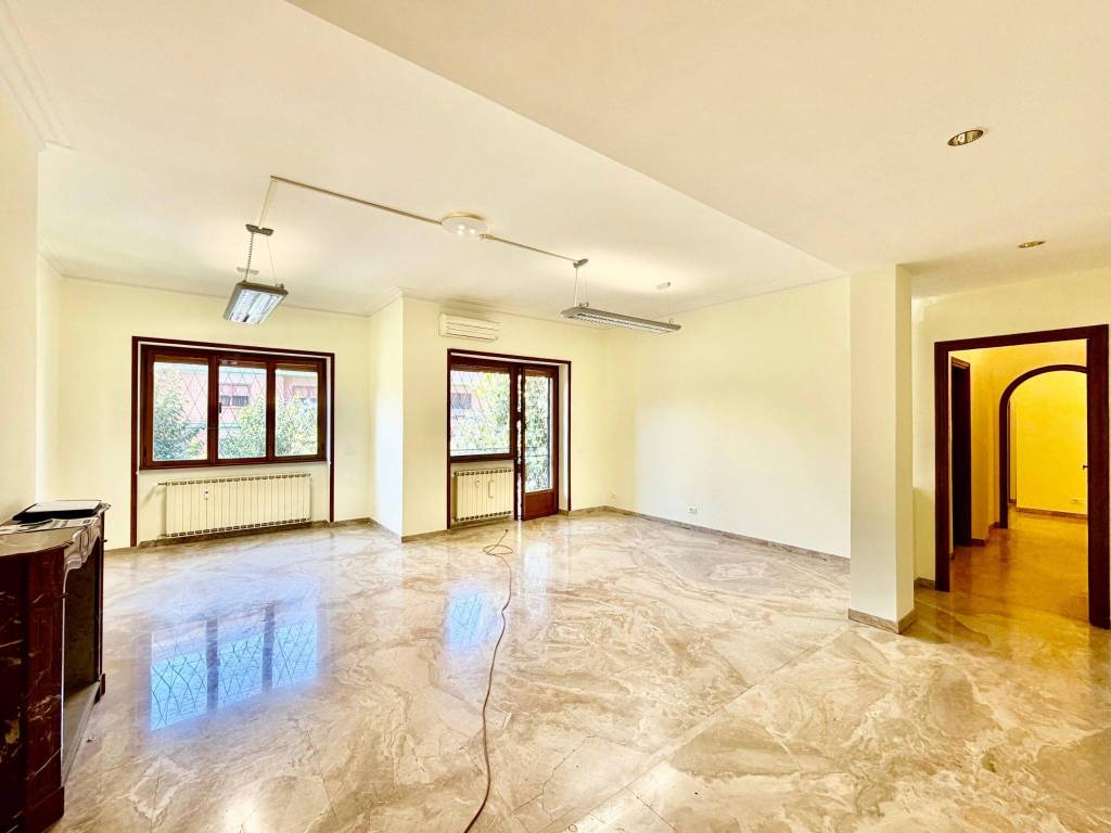 appartamento in vendita a Roma in zona Gianicolense