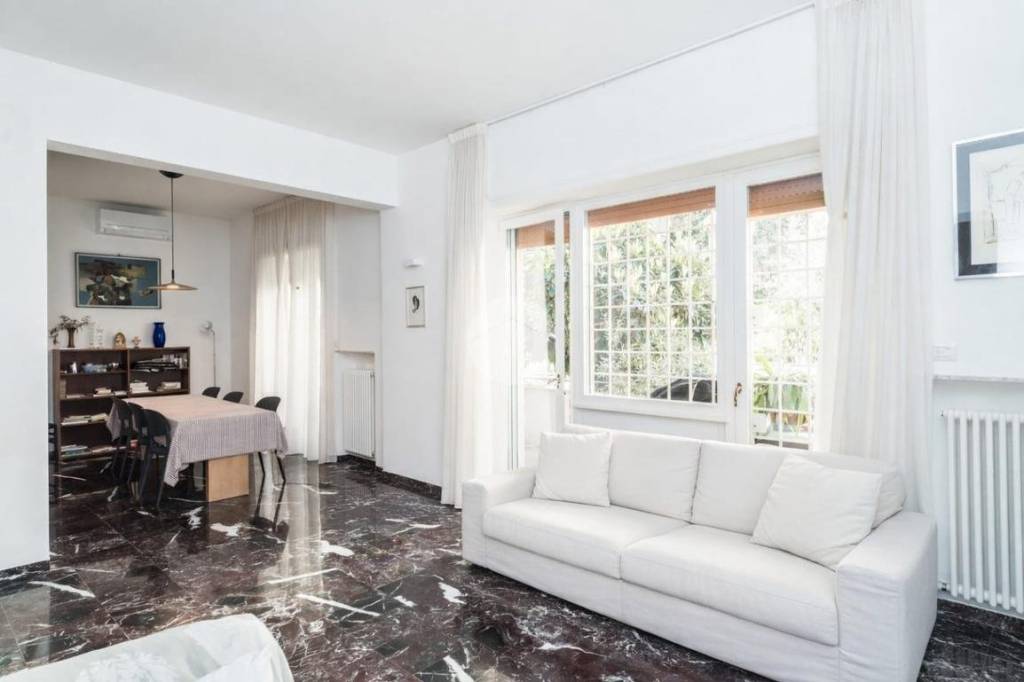 appartamento in vendita a Roma in zona Della Vittoria