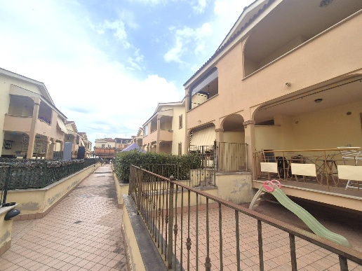 appartamento in vendita a Roma in zona Lunghezza