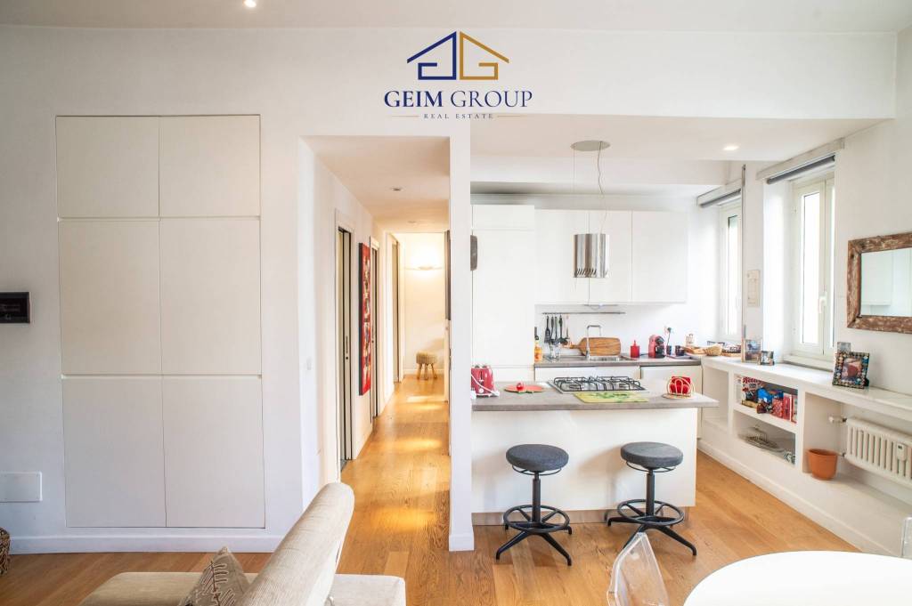 appartamento in vendita a Roma in zona Ostiense