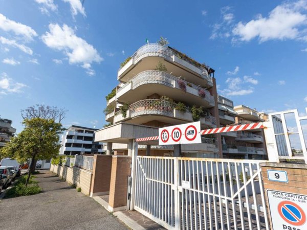 appartamento in vendita a Roma in zona Mezzocammino