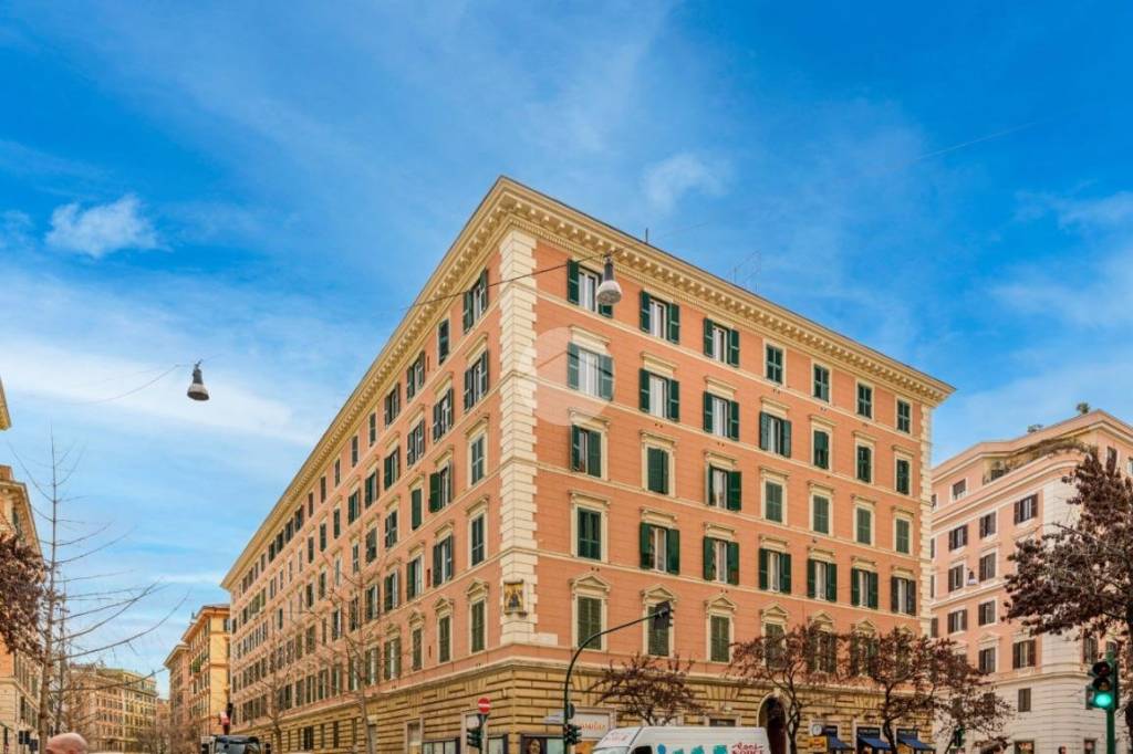 appartamento in vendita a Roma in zona Rione Prati