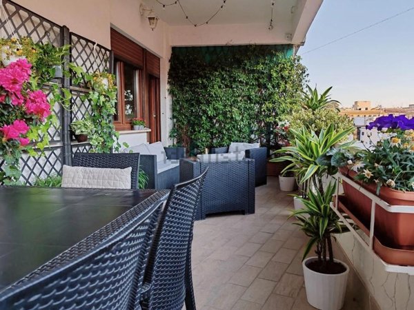 appartamento in vendita a Roma in zona Campo Marzio