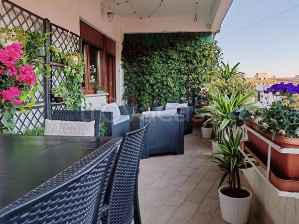 appartamento in vendita a Roma in zona Ludovisi/Sallustiano