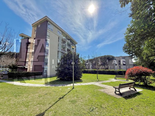 appartamento in vendita a Roma in zona EUR