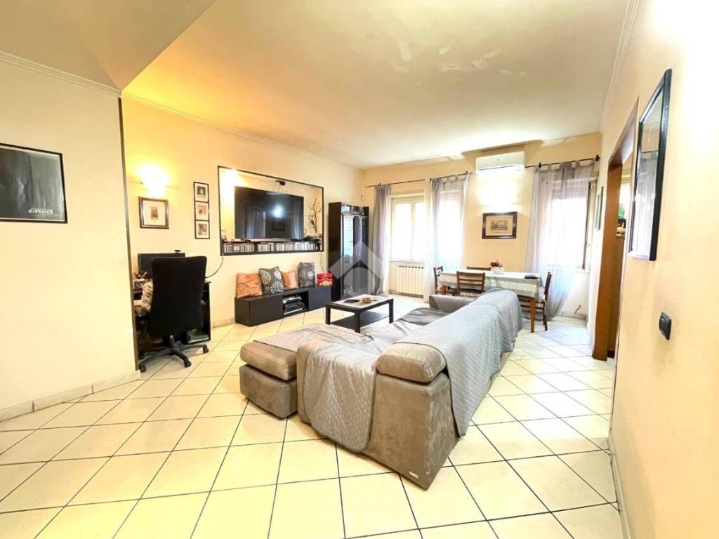 appartamento in vendita a Roma in zona Portuense