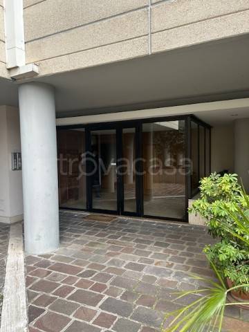 appartamento in vendita a Roma in zona Torrino