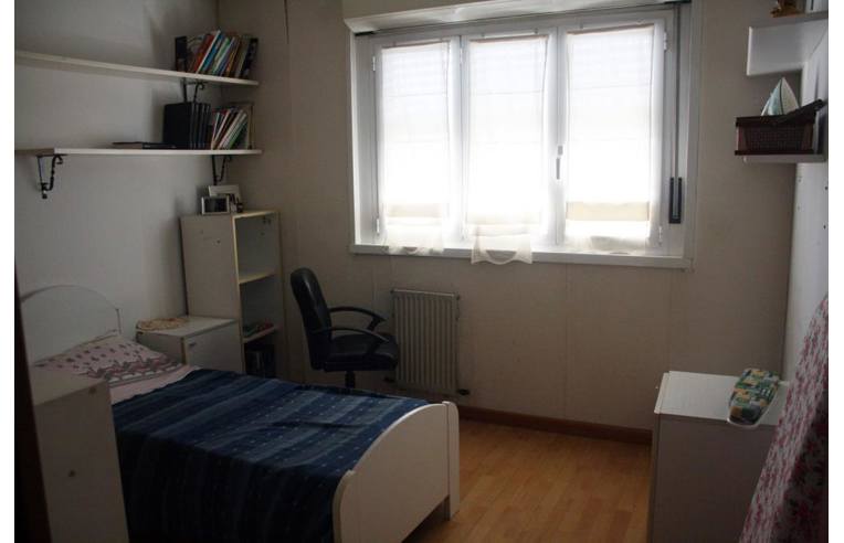 appartamento in vendita a Roma in zona Tor de' Cenci