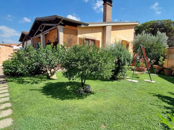 casa indipendente in vendita a Roma in zona Dragona/Bagnoletto