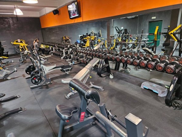 negozio in vendita a Roma in zona Grottarossa