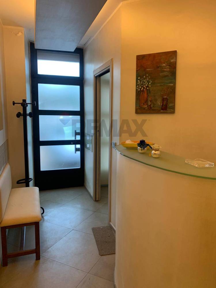 locale commerciale in vendita a Roma in zona Monte Sacro/Talenti