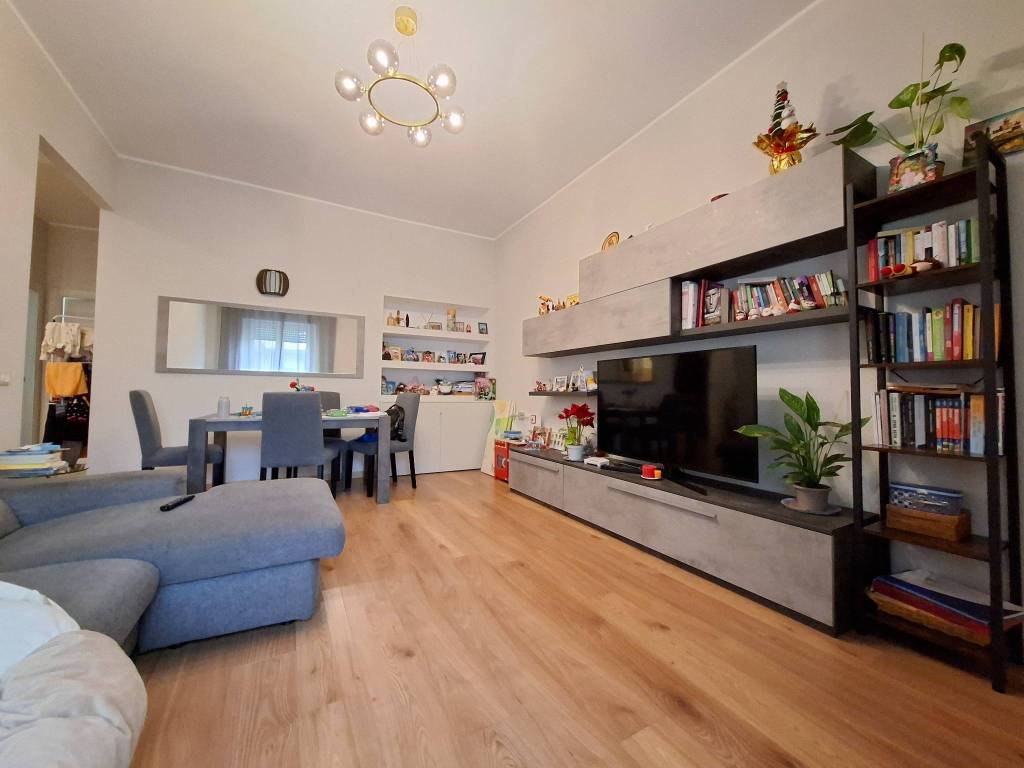 appartamento in vendita a Roma in zona Don Bosco