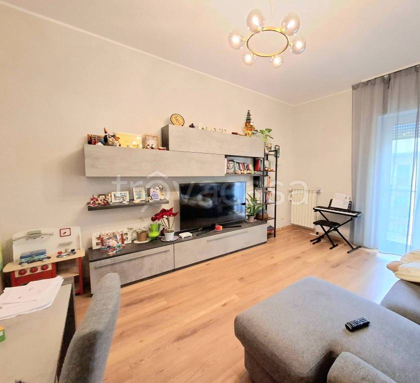 appartamento in vendita a Roma in zona Don Bosco