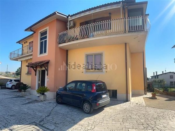 appartamento in vendita a Roma in zona Cesano