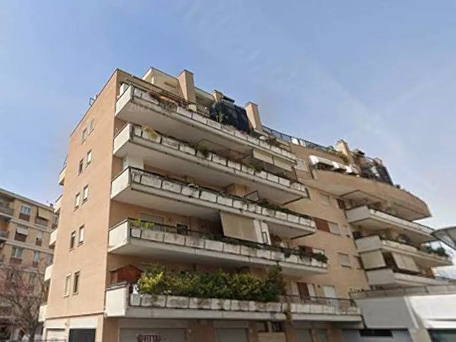 appartamento in vendita a Roma in zona Ostia
