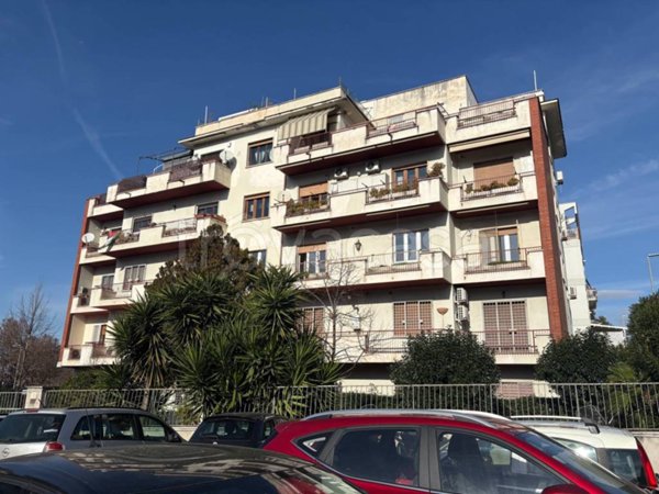 appartamento in vendita a Roma in zona Aurelio