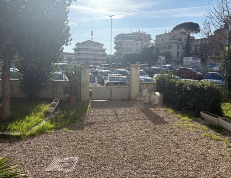 appartamento in vendita a Roma in zona Aurelio