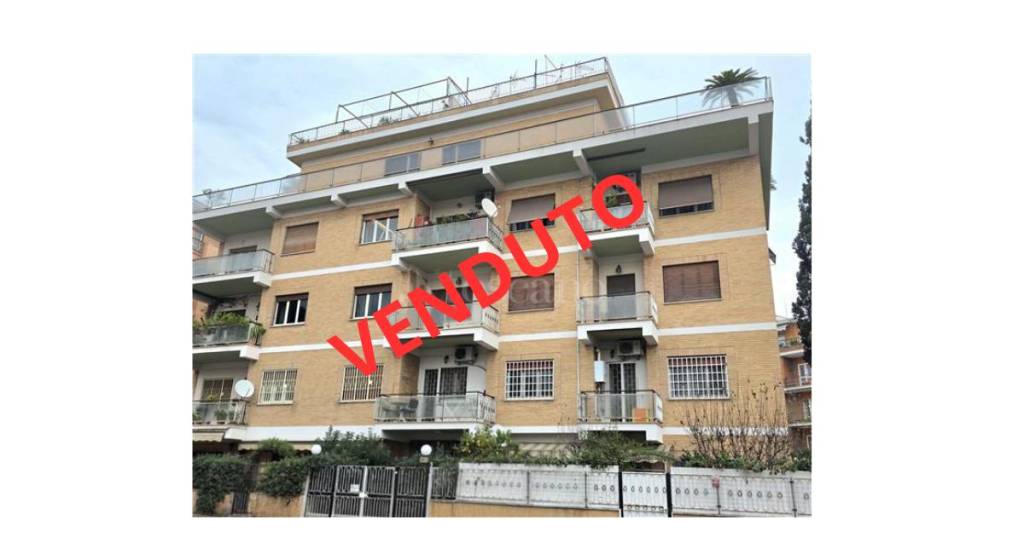 appartamento in vendita a Roma
