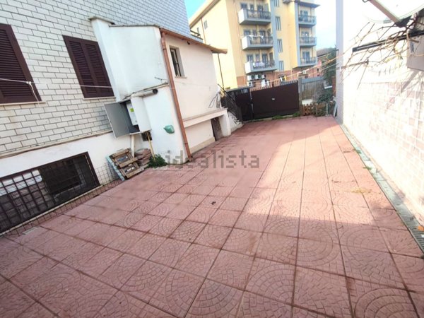 appartamento in vendita a Roma in zona Finocchio