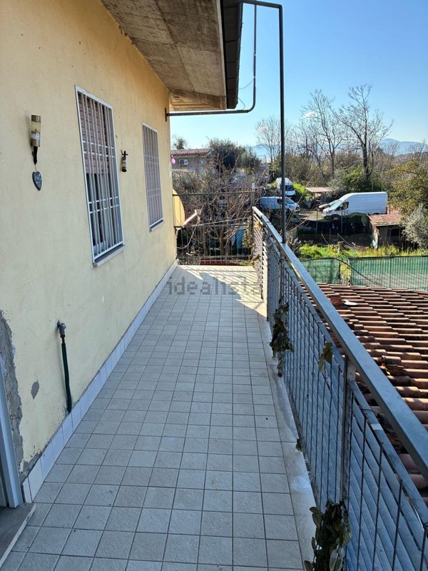 appartamento in vendita a Roma in zona Ponte di Nona