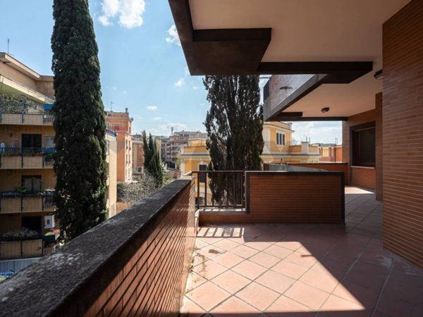 appartamento in vendita a Roma in zona Della Vittoria