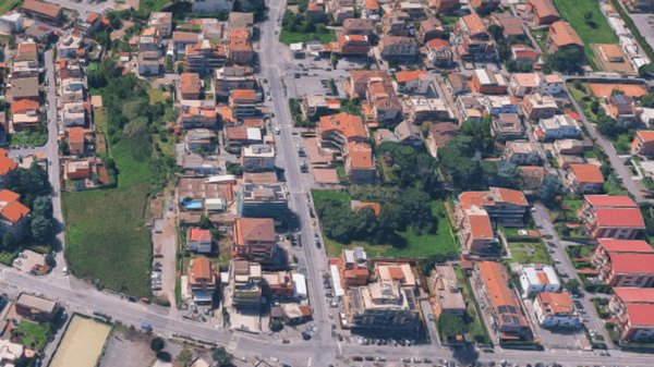 locale commerciale in vendita a Roma