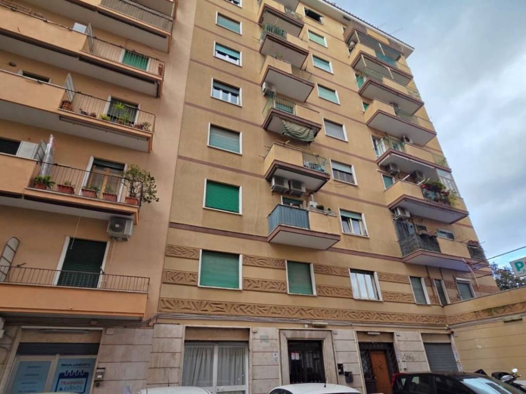 appartamento in vendita a Roma in zona Portuense