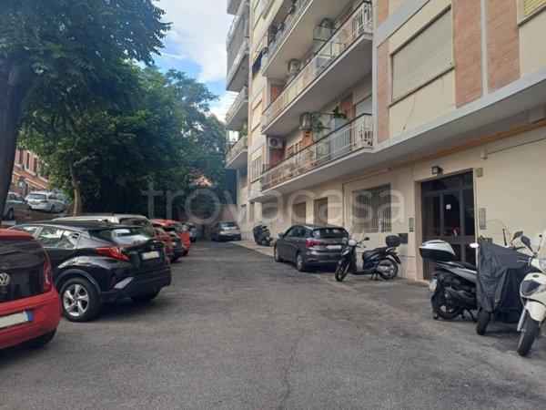 ufficio in vendita a Roma in zona Prenestino-Labicano