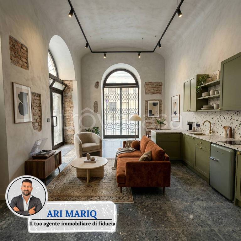 appartamento in vendita a Roma in zona Rione Monti/Campitelli