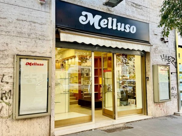 negozio in vendita a Roma