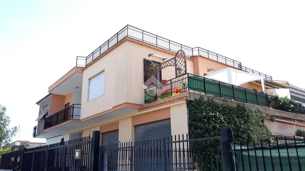 appartamento in vendita a Roma in zona Tor Vergata/Torrenova